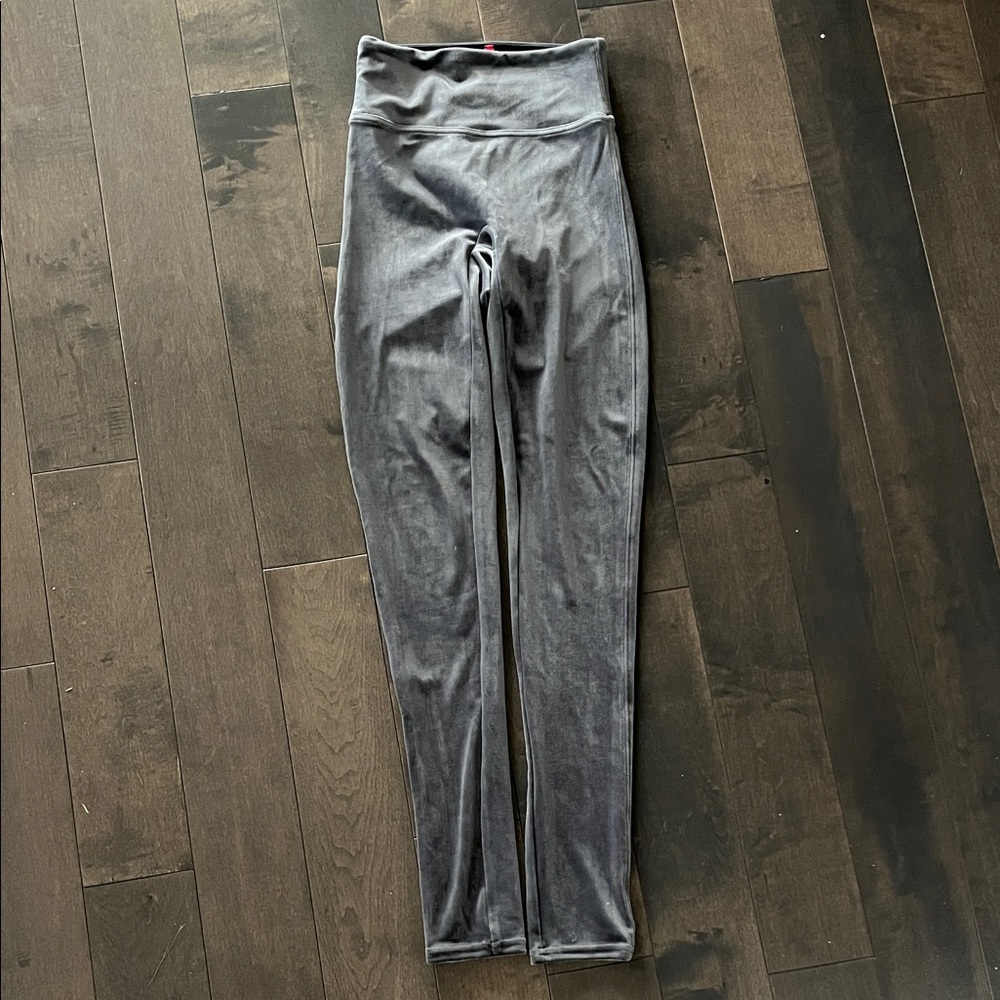 SPANX chrome velvet leggings XS